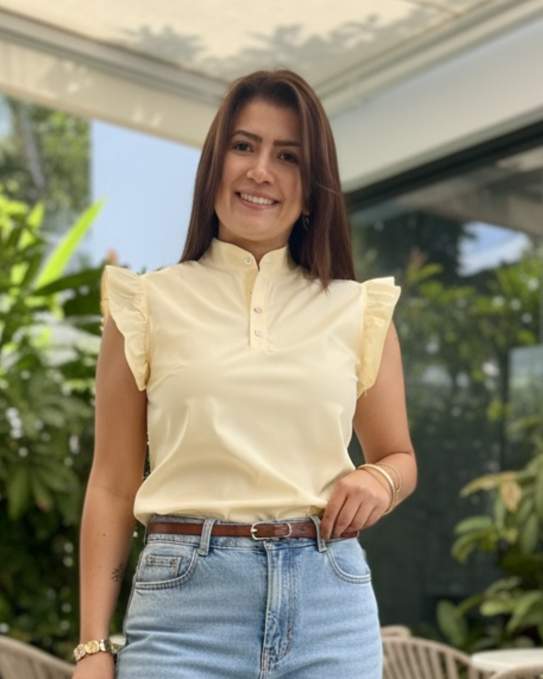 Blusa manga corta con arandelas popelina licrada Cintia